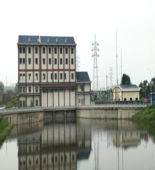 常青泵站二期土建工程，攔污柵橋、撈草機