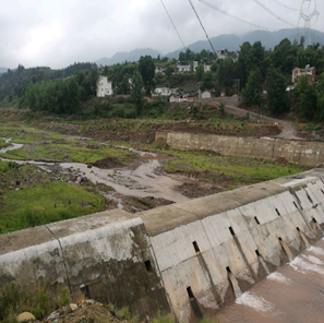 常青泵站二期土建工程穿堤部分，消力池